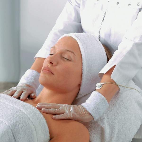 Electrostatic Lymphatic Drainage Massage